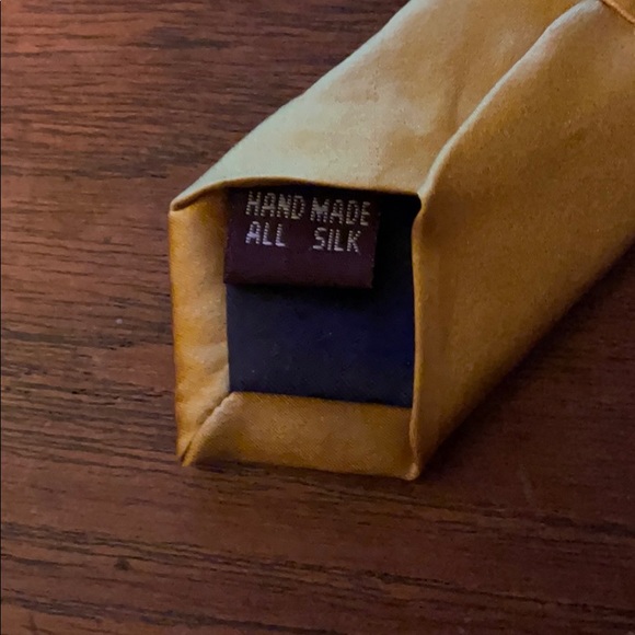 Tie - Picture 4 of 4